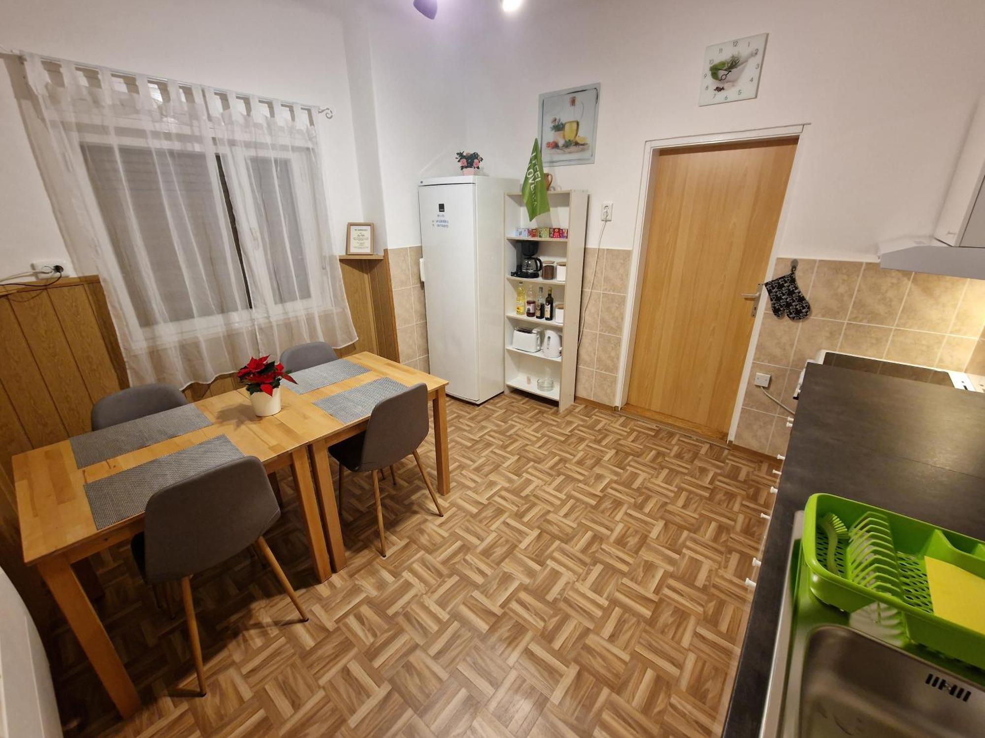 Saso Rooms & Apartments Ljubljana Luaran gambar